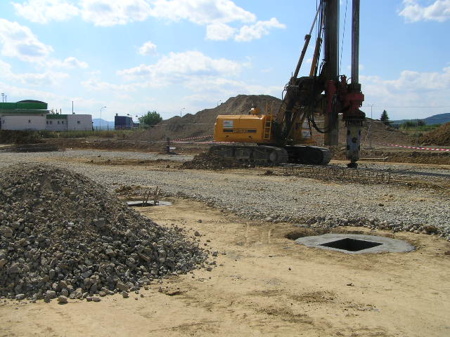 Badertscher, Nová Dubnica